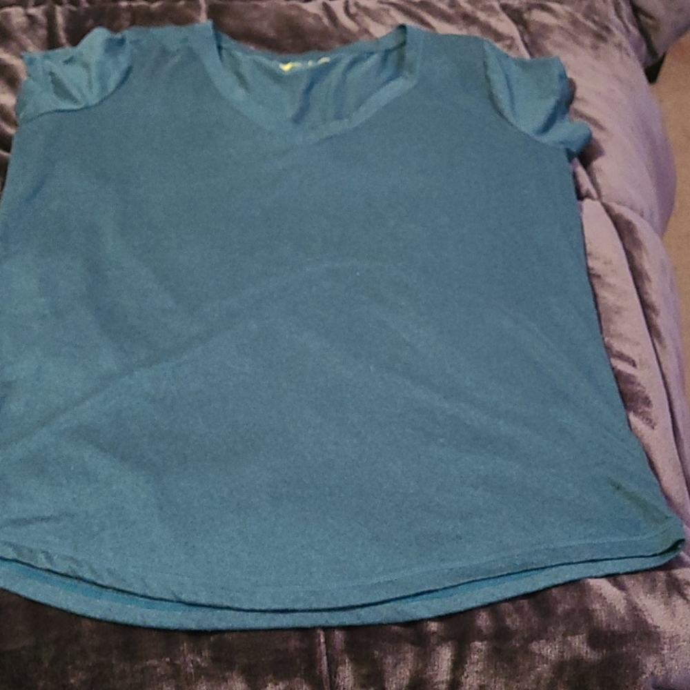💕XL women's shirt - Picture 2 of 3